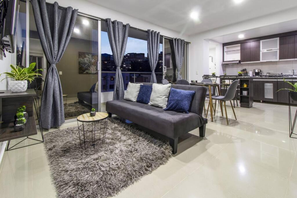 ميديلين Amplio Apartamento En Calasanz - Estadio المظهر الخارجي الصورة