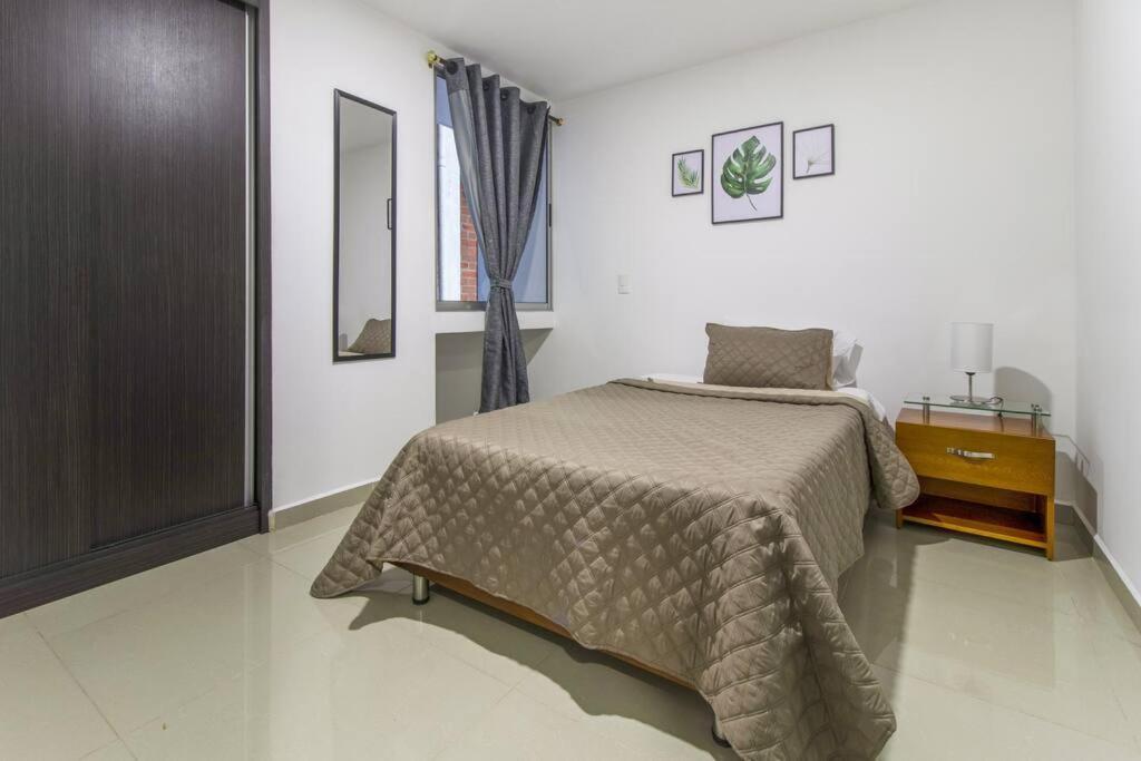 ميديلين Amplio Apartamento En Calasanz - Estadio المظهر الخارجي الصورة