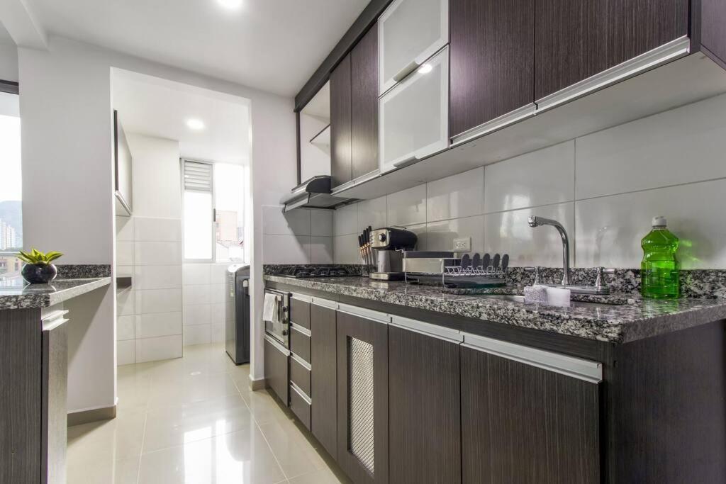 ميديلين Amplio Apartamento En Calasanz - Estadio المظهر الخارجي الصورة